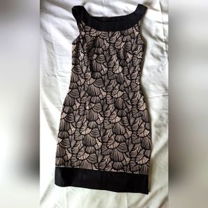Cream & Black leaf pattern mini mod dress size: 8